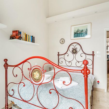 Bright Apartment With Private Garden And Balcony Флоренция Экстерьер фото