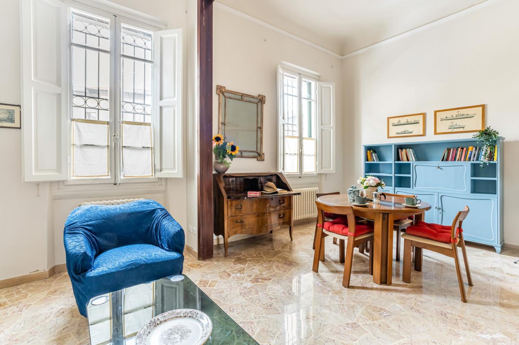 Bright Apartment With Private Garden And Balcony Флоренция Экстерьер фото